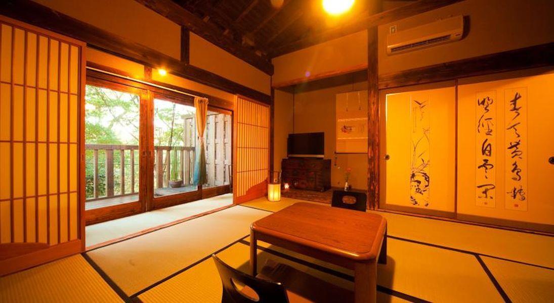 Yufuin Tagasode Hotel Exterior photo